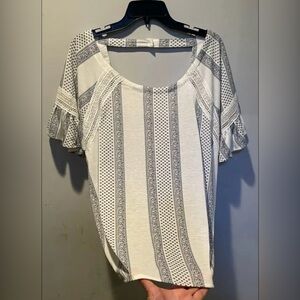 Stylish White & Blue Striped Blouse in Good Condition, Never Worn, XL $6
